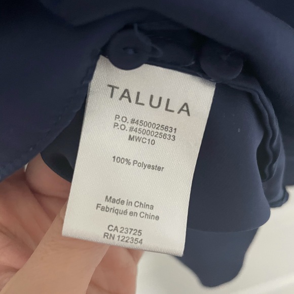 Aritzia-Talula silk navy shirt size S women’s top - Picture 5 of 6